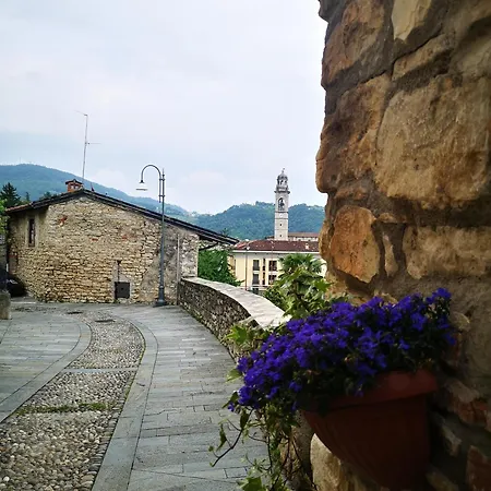 Holiday home Il Piazzolo, Un Angolo Di Storia